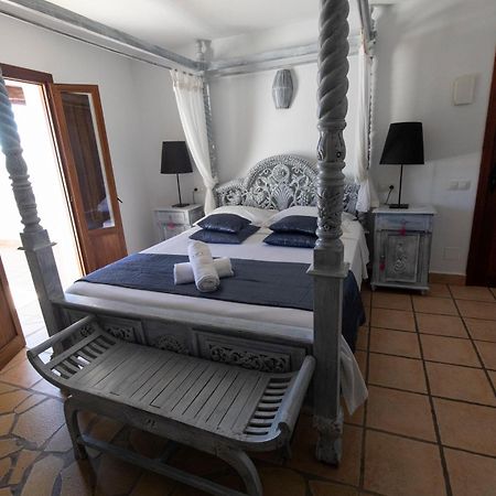 Buenavista Suites Hotel Boutique Santa Eulària des Riu Extérieur photo
