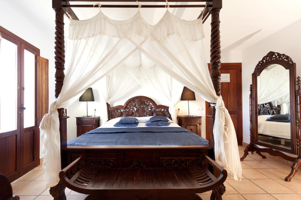 Buenavista Suites Hotel Boutique Santa Eulària des Riu Extérieur photo